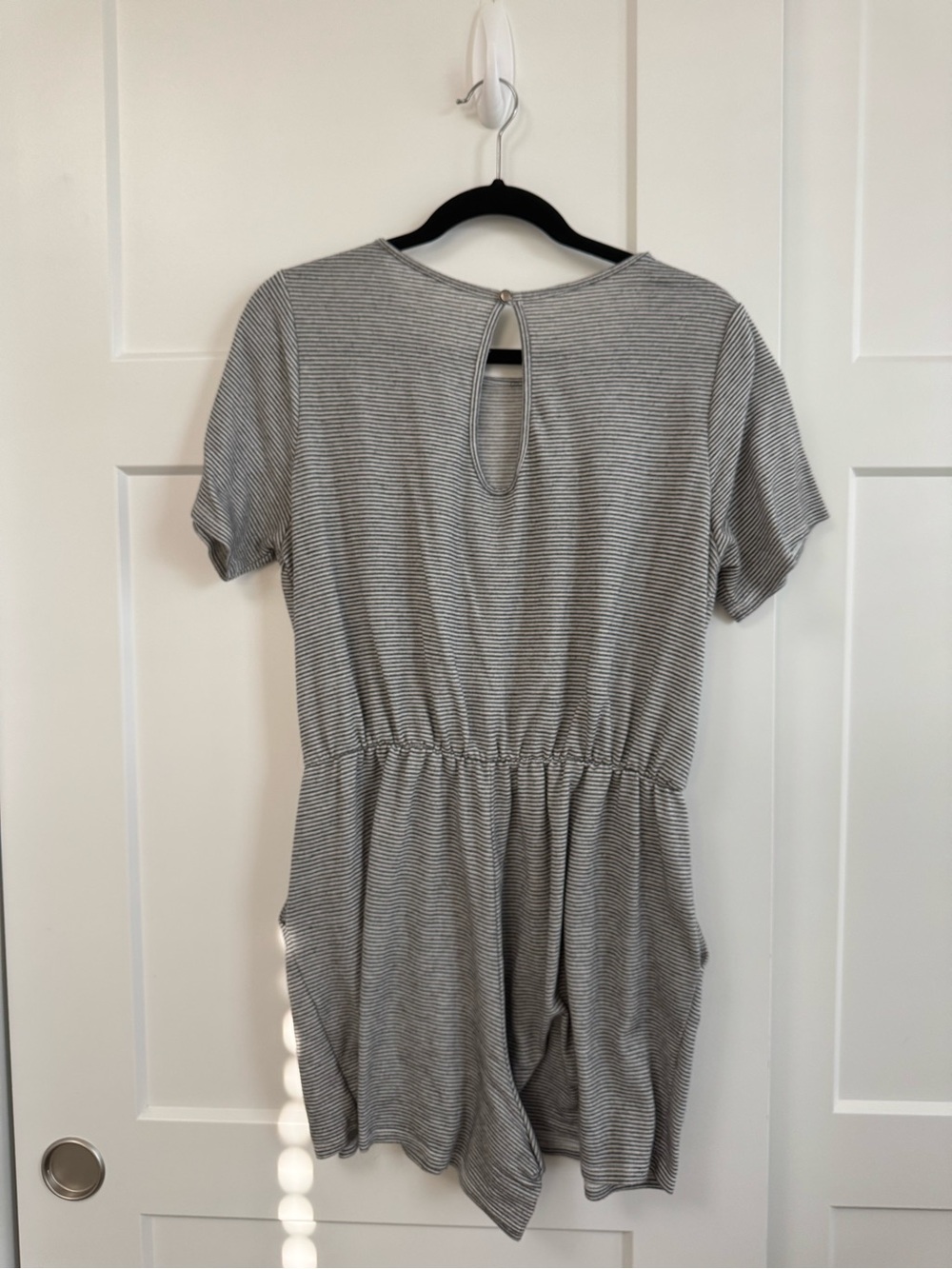 Grey and White Striped Romper - Large - Picture 5 of 5